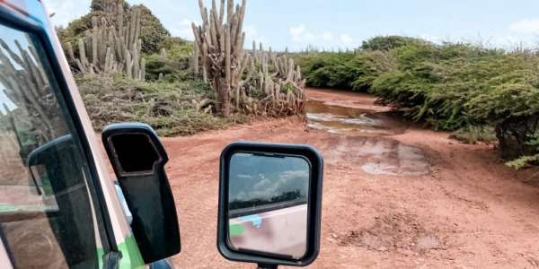 Off road jeep safari, ook dit is Curacao!