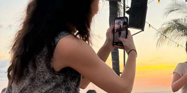 Anderen zouden mij omschrijven als sociaal, gezellig, altijd positief en iemand die goed weet wat ze wil. Laten we er samen een reis van maken om nooit te vergeten! Tot snel! Groetjes, reisleiding Mellisa